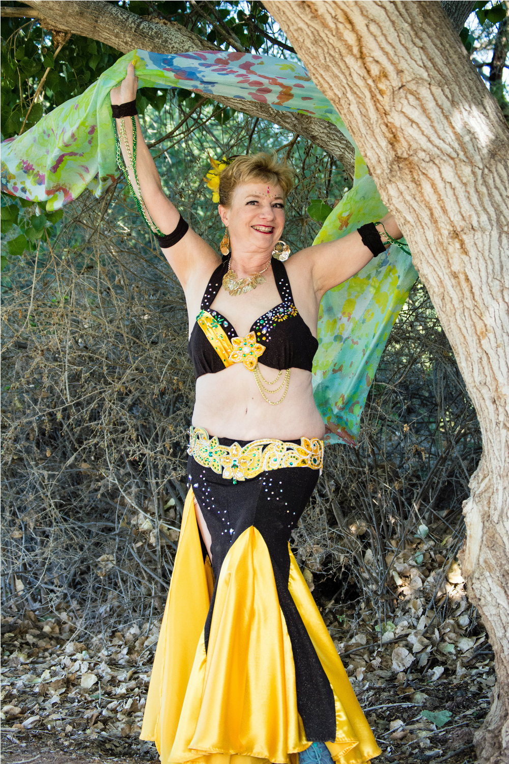 How NOT to Dress for Your Next Belly Dance Performance - SPARKLY BELLY